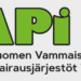 Varsinais-Suomen Vammais- ja Pitkäaikaissairausjärjestöt Vapri Ry:n logo. Retkeilykoulu. Esteettömyys. Henri Arola.